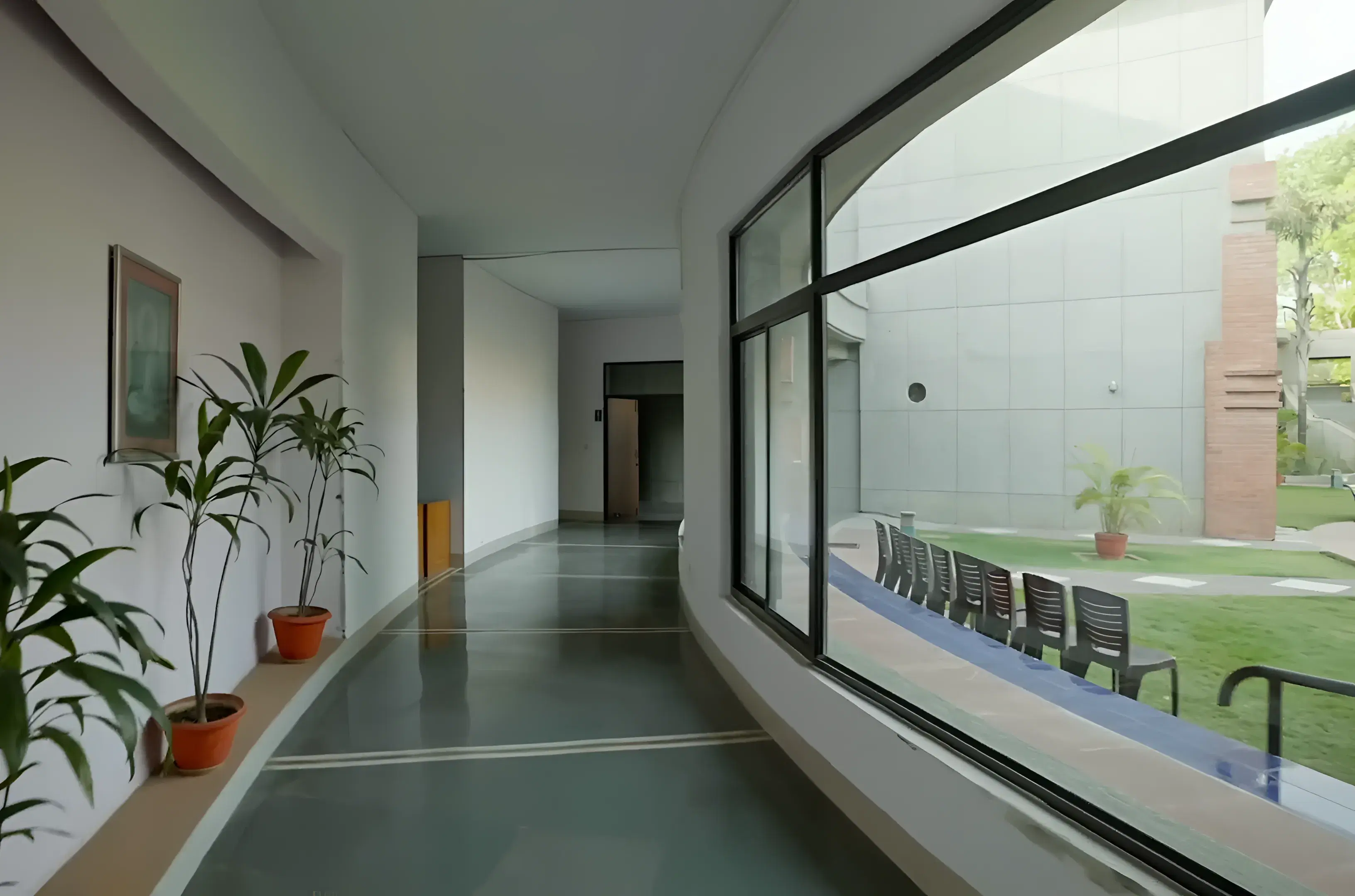 IIM Lucknow academic infrastructure photo 5